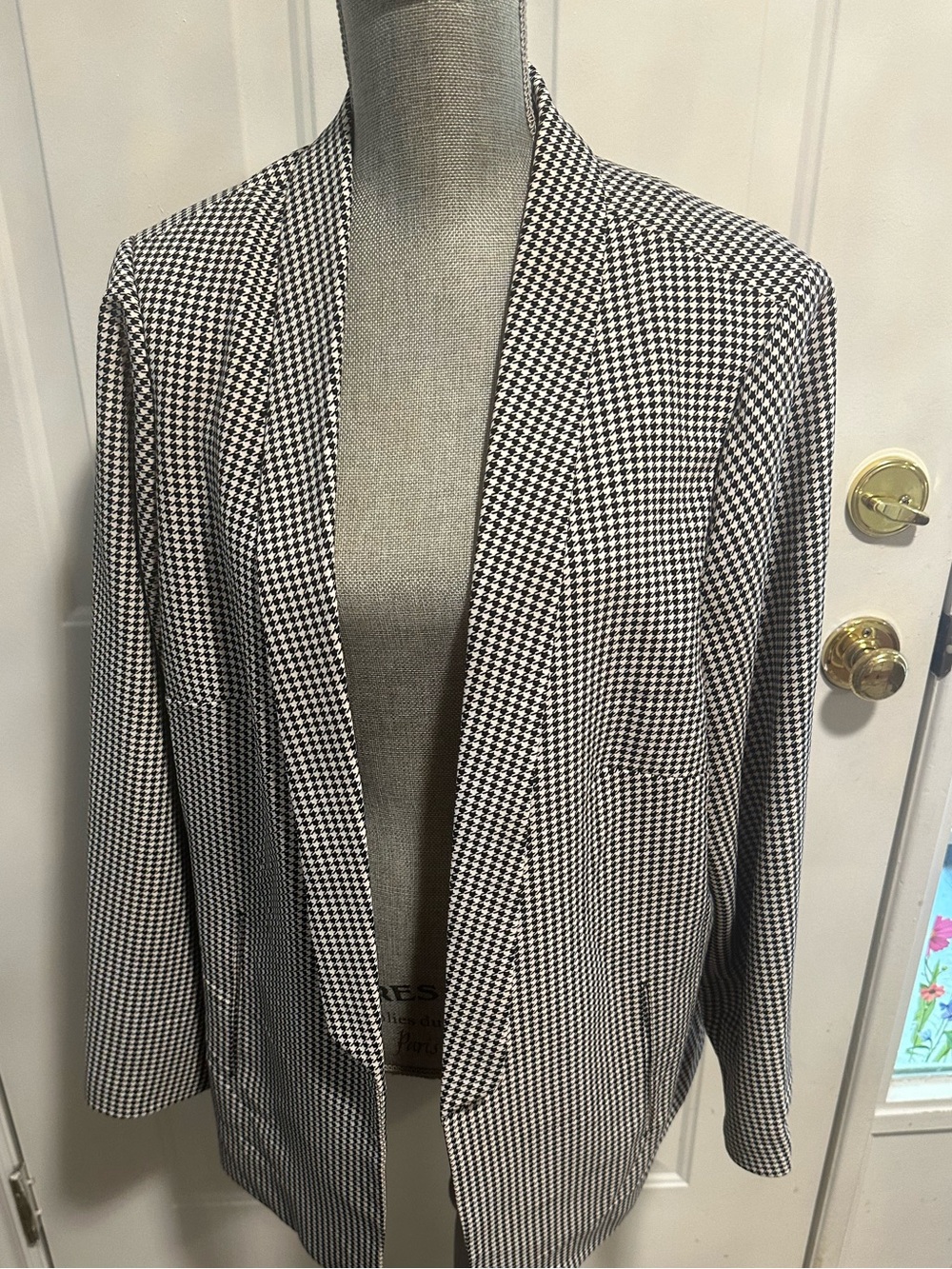 Penningtons Black & White Houndstooth Open Blazer